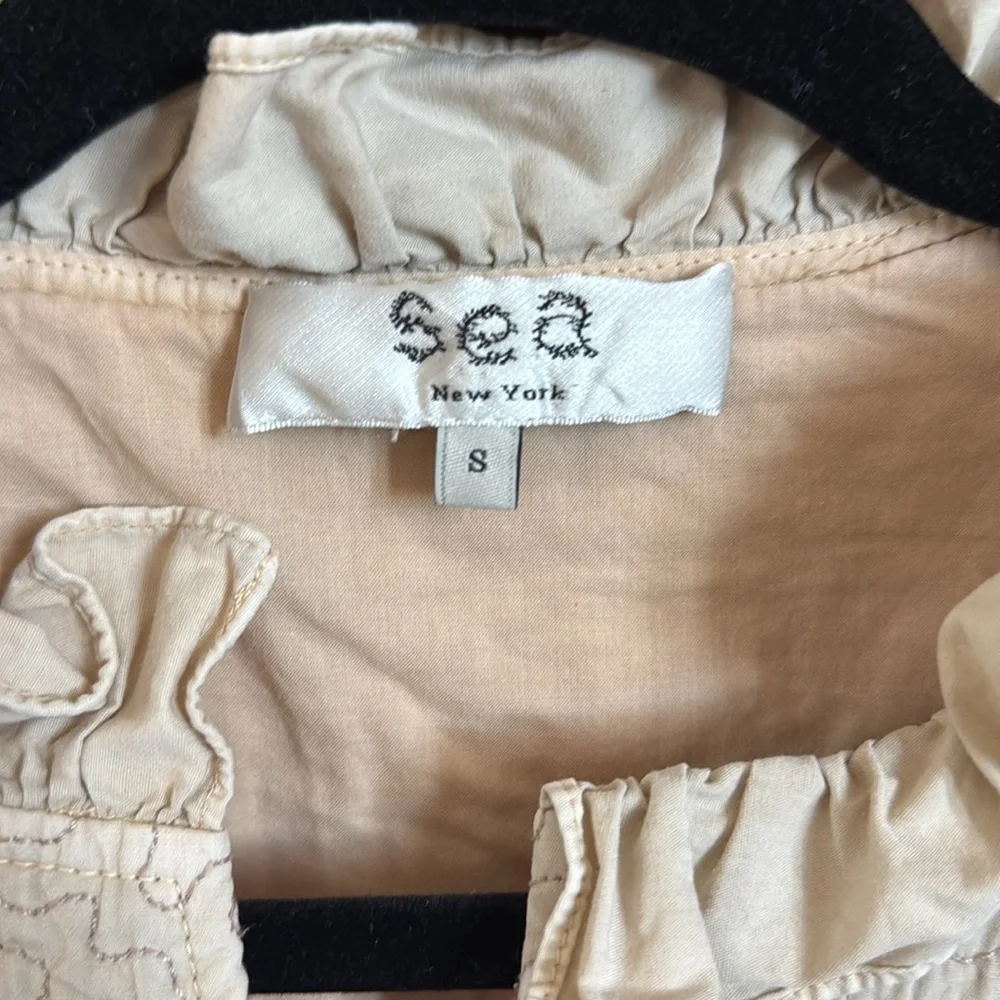 SEA Ruffle top - Picture 3 of 4